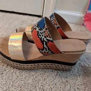 Comfy wedge sandal
